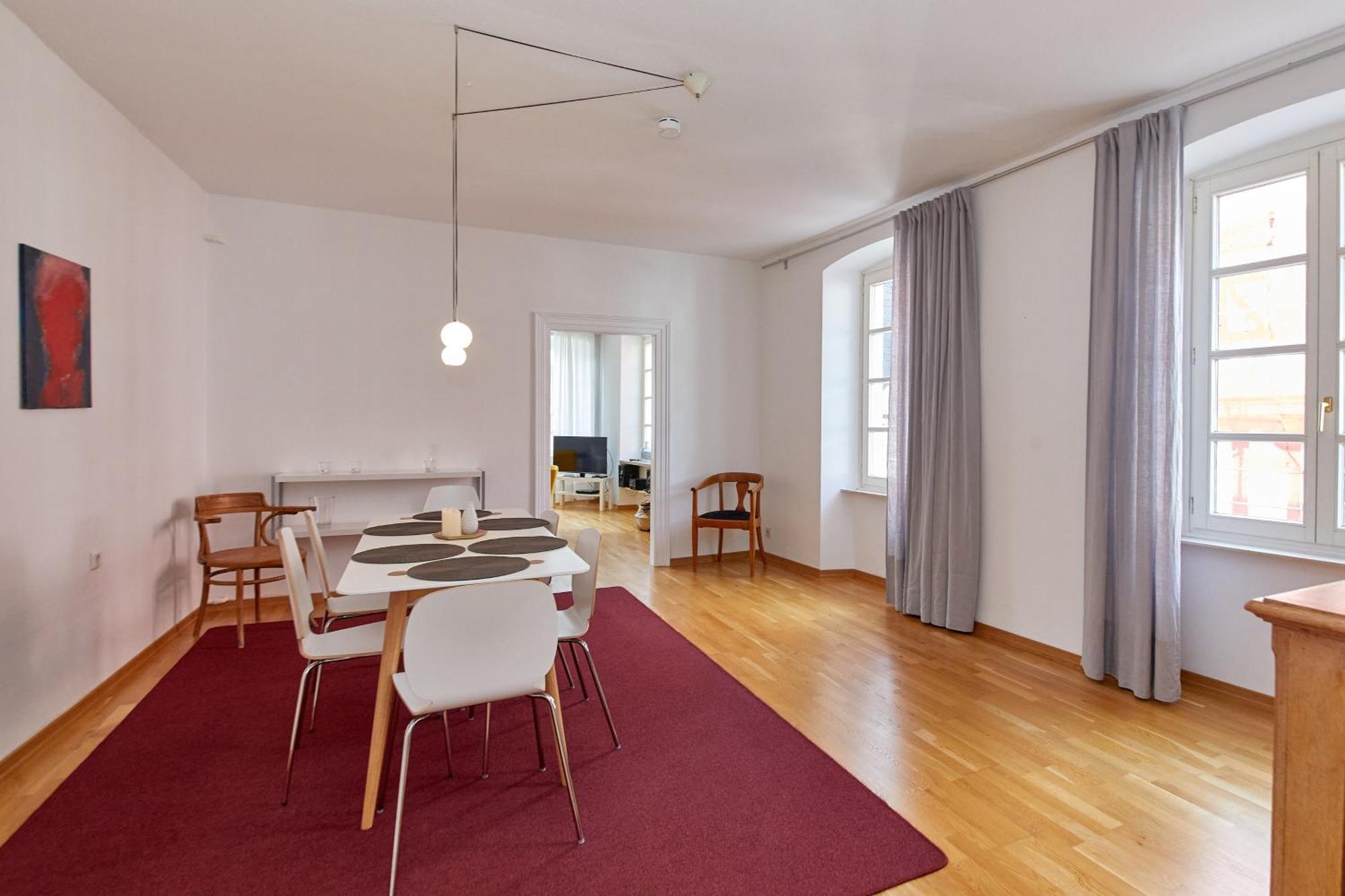 Ferienwohnung Am Historischen Marktplatz 베른카슈텔쿠에스 외부 사진