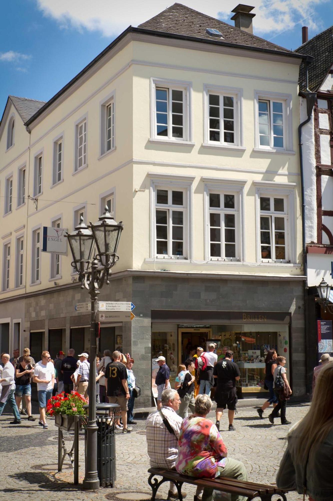 Ferienwohnung Am Historischen Marktplatz 베른카슈텔쿠에스 외부 사진