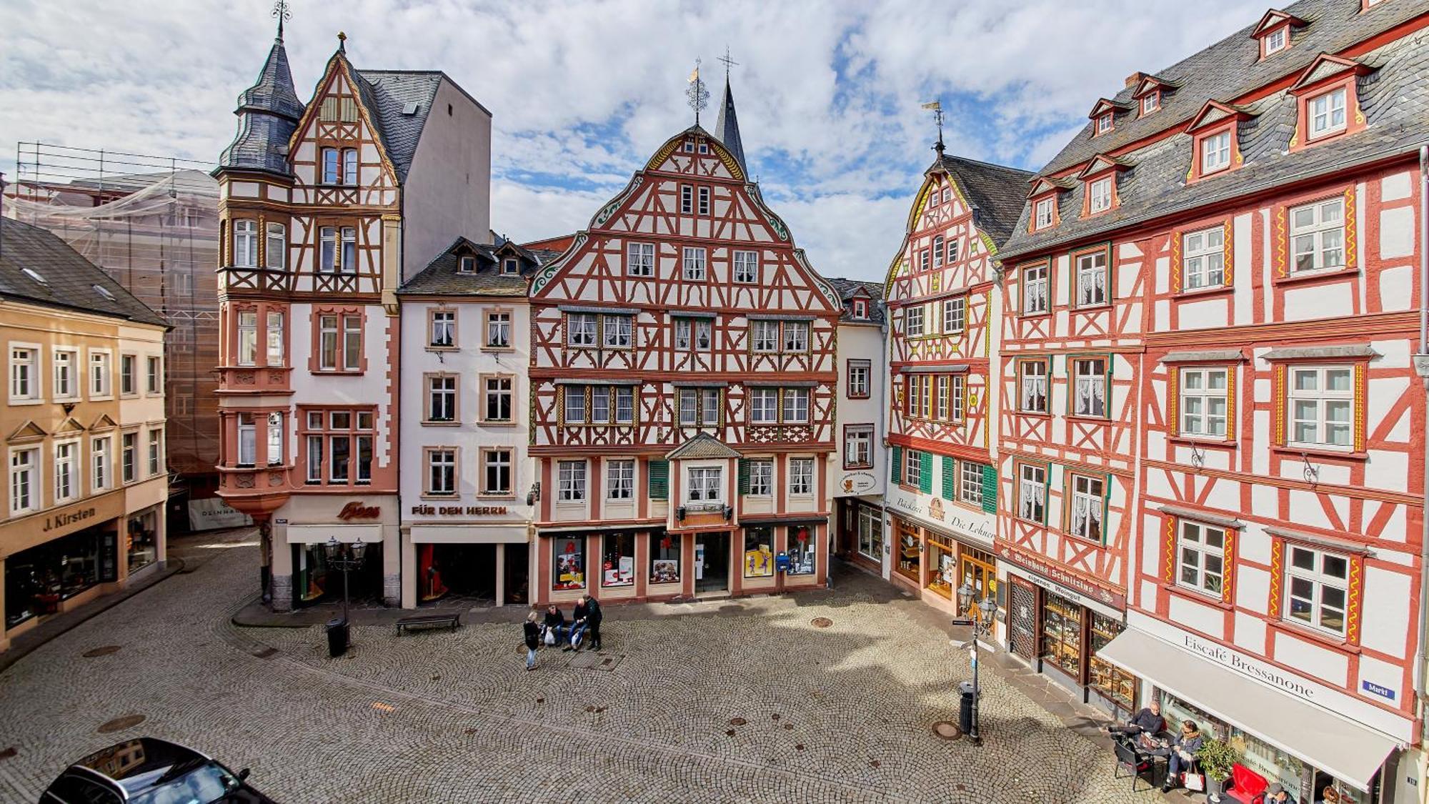 Ferienwohnung Am Historischen Marktplatz 베른카슈텔쿠에스 외부 사진